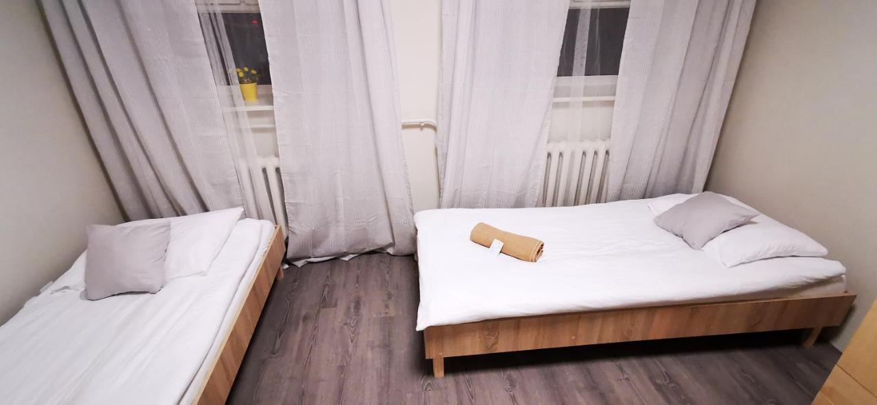 Hostel Powstaniec Wola - Private Rooms Βαρσοβία Εξωτερικό φωτογραφία
