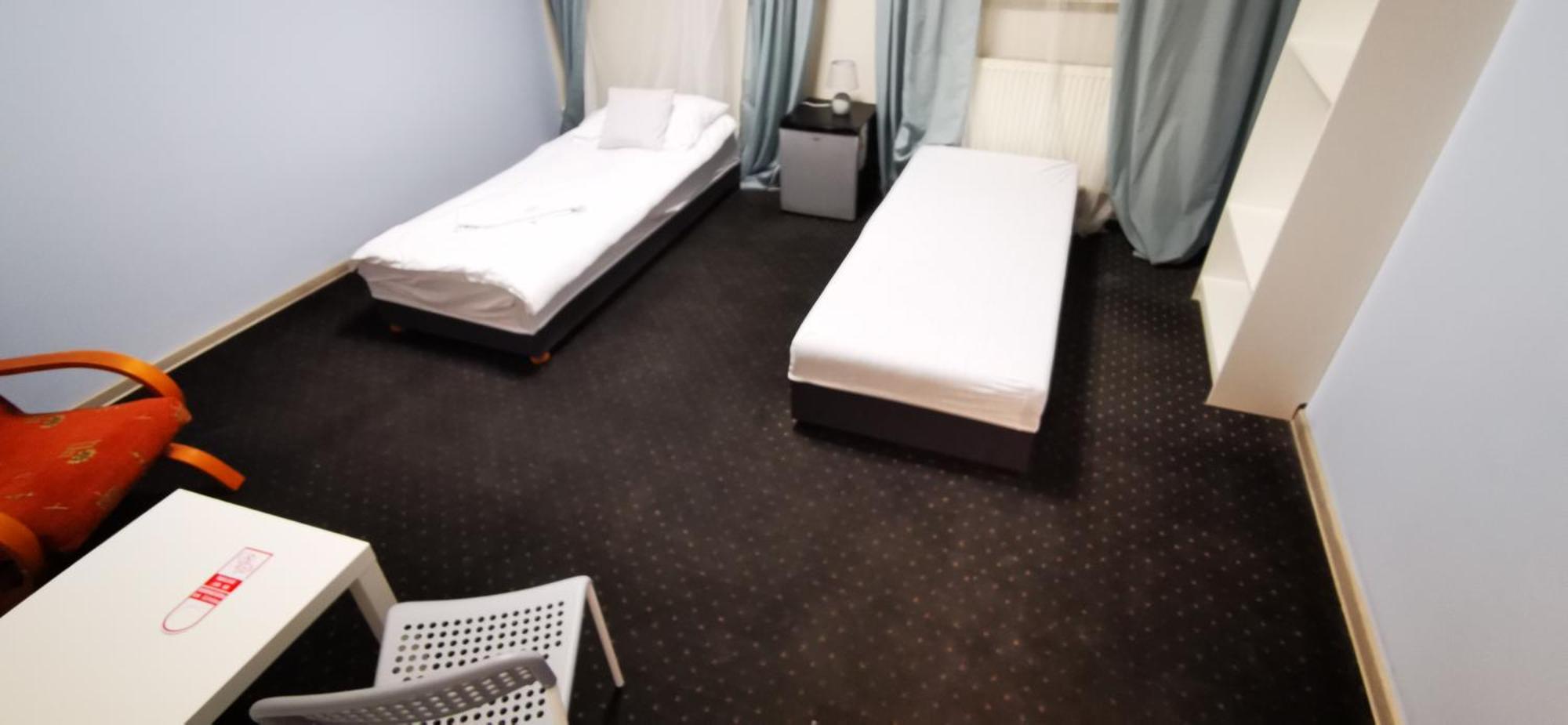Hostel Powstaniec Wola - Private Rooms Βαρσοβία Εξωτερικό φωτογραφία